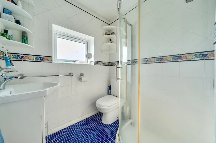 Dukes Close, Shabbington, HP18, photo 11