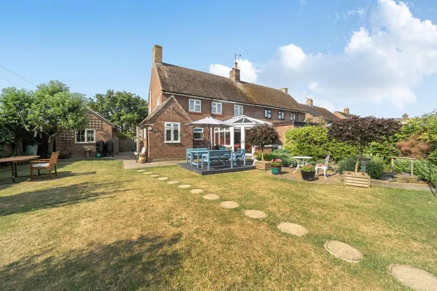 Dukes Close, Shabbington, HP18, photo 19