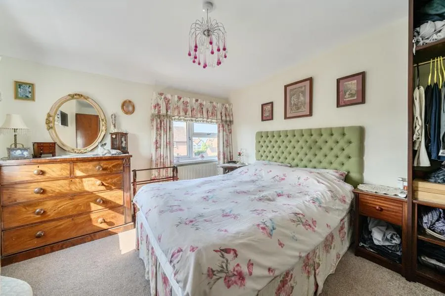 Dukes Close, Shabbington, HP18, photo 10