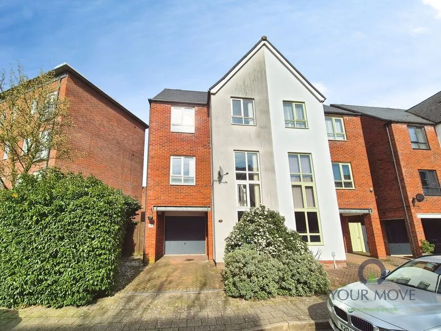 4 bed house for sale — Ironstone Walk, Burslem, Stoke-on-Trent, Staffordshire, ST6