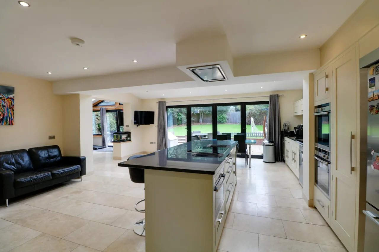 Chamberlain Court, Crewe, photo 10