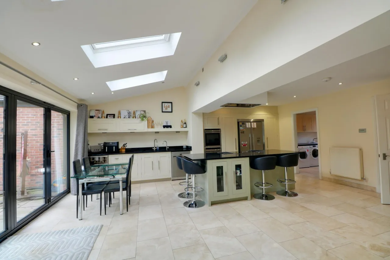 Chamberlain Court, Crewe, photo 9