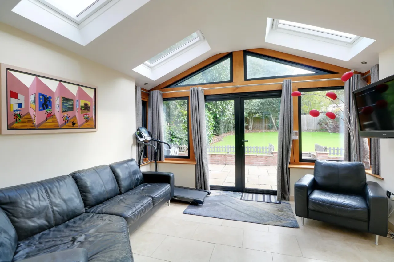 Chamberlain Court, Crewe, photo 4