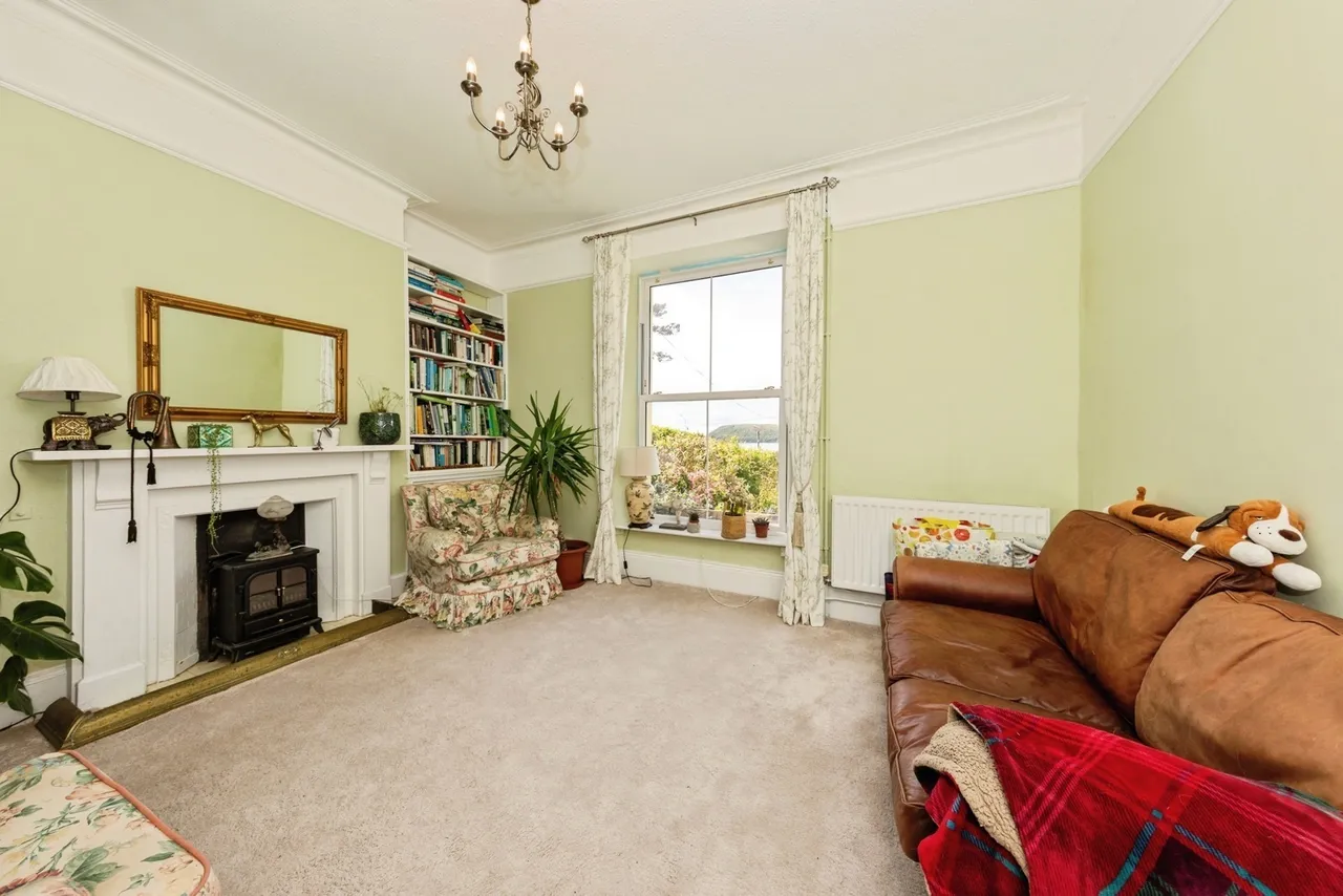 Ferryside, SA17, photo 7