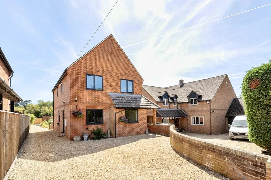 Grendon Road, Edgcott, HP18, photo 20