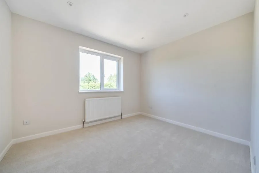 Grendon Road, Edgcott, HP18, photo 8
