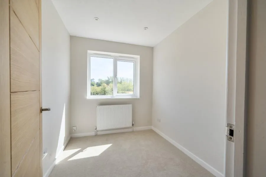 Grendon Road, Edgcott, HP18, photo 11