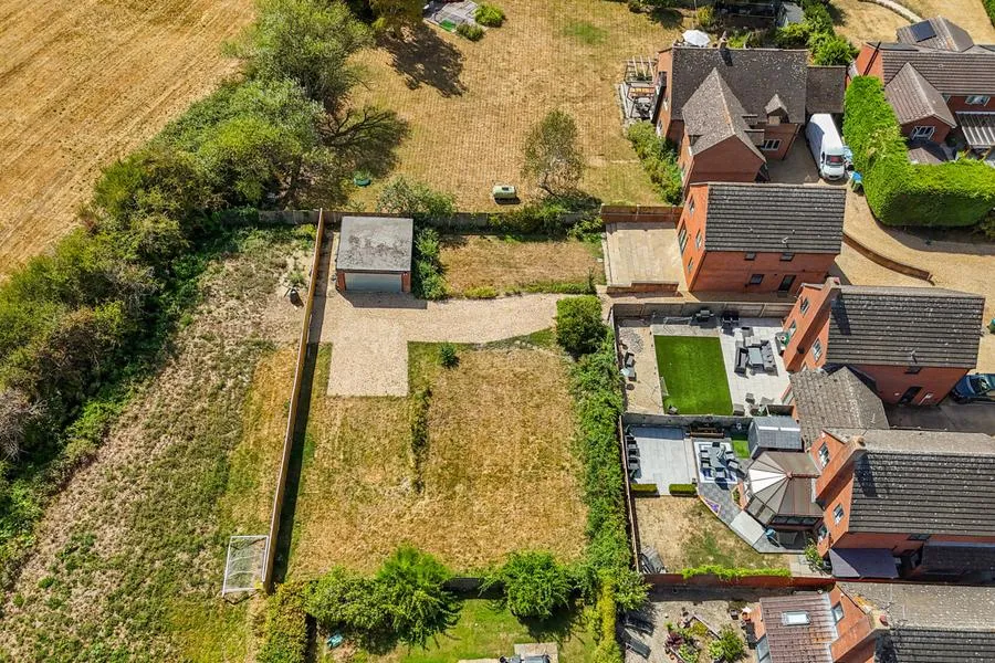 Grendon Road, Edgcott, HP18, photo 27