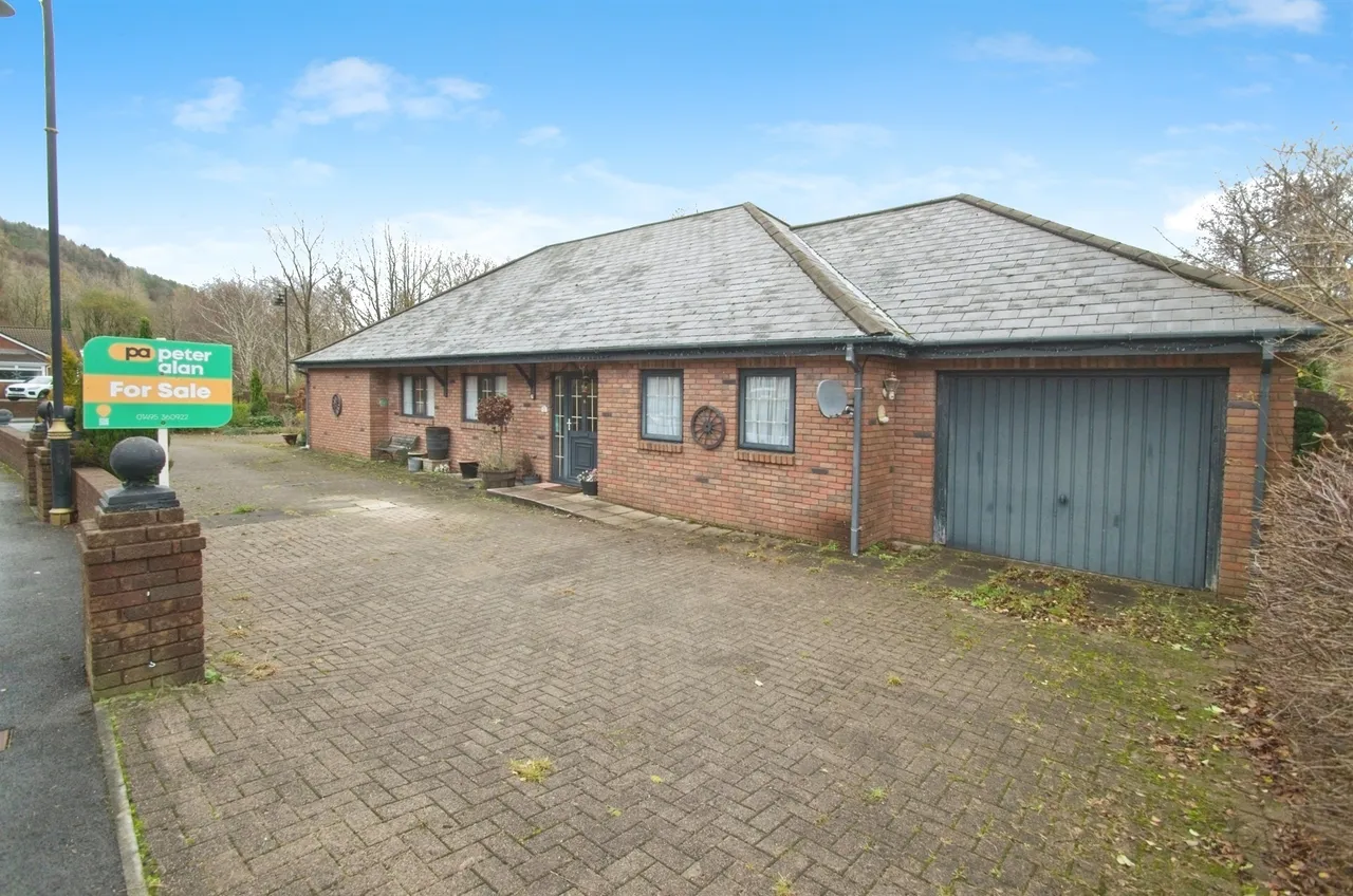 6 bed house for sale, Beech Grove, Ebbw Vale, NP23