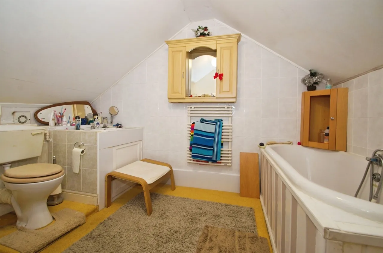 Beech Grove, Ebbw Vale, NP23, photo 4