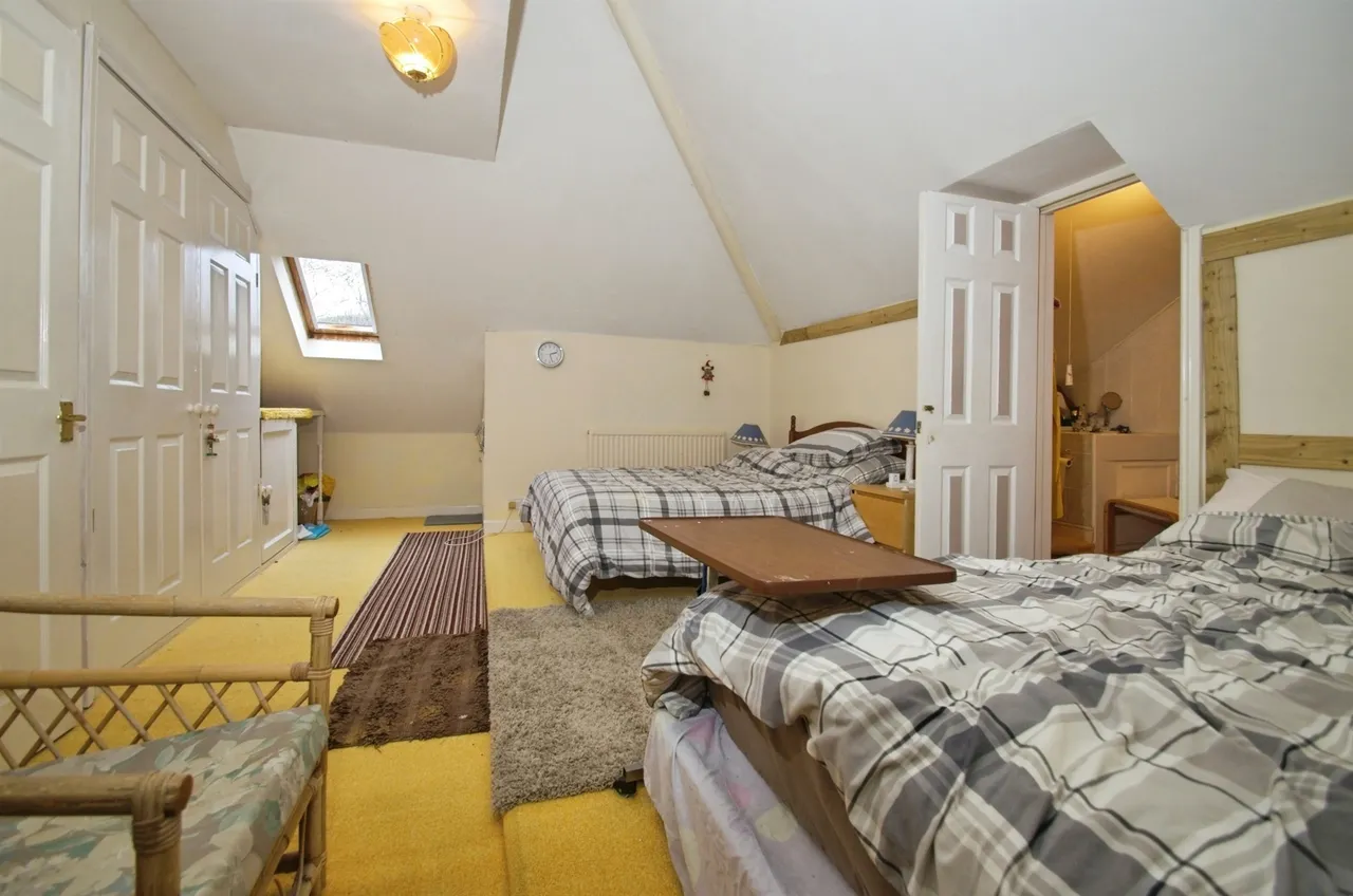 Beech Grove, Ebbw Vale, NP23, photo 3