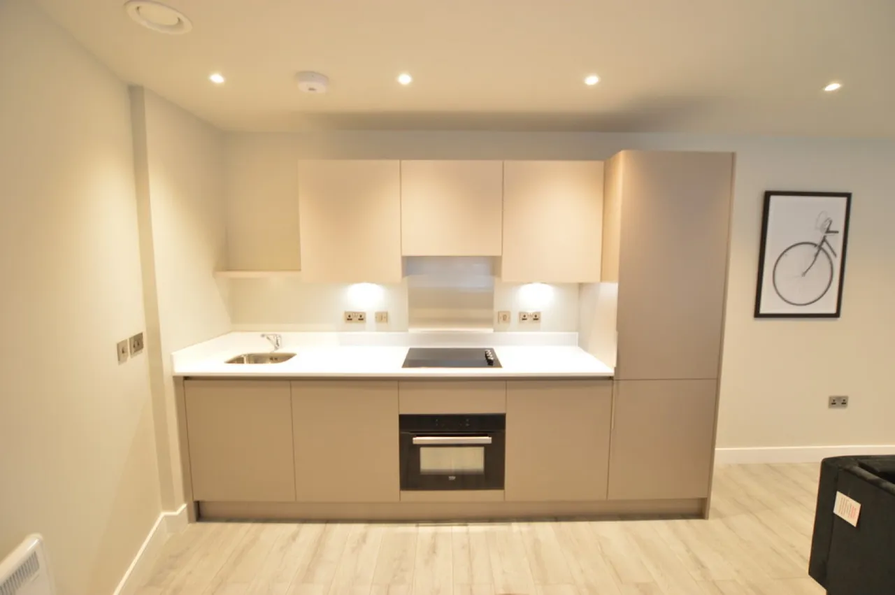 Petersfield Ave, Slough, SL2, photo 4