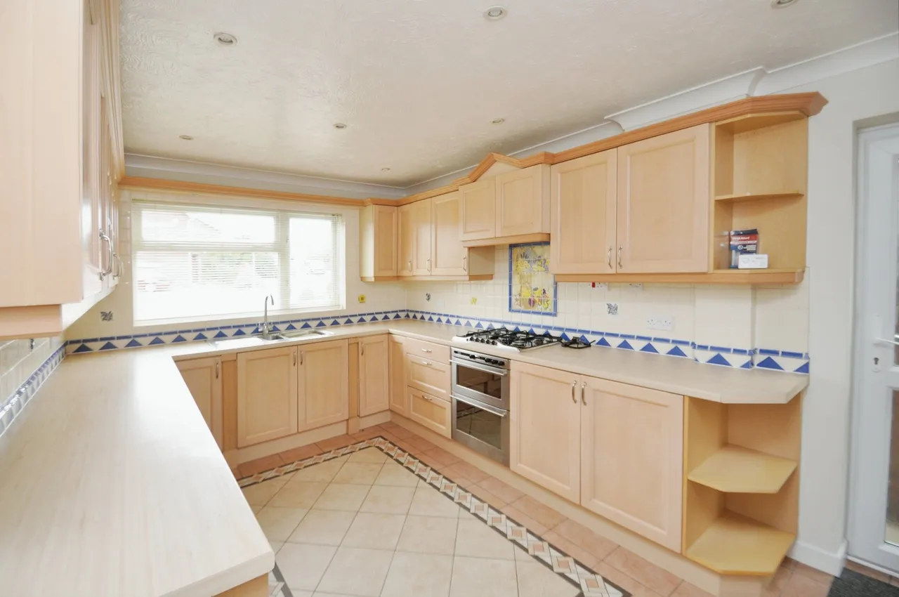 Mandeville Way, Broomfield, Chelmsford, Essex, CM1 7HN, photo 3