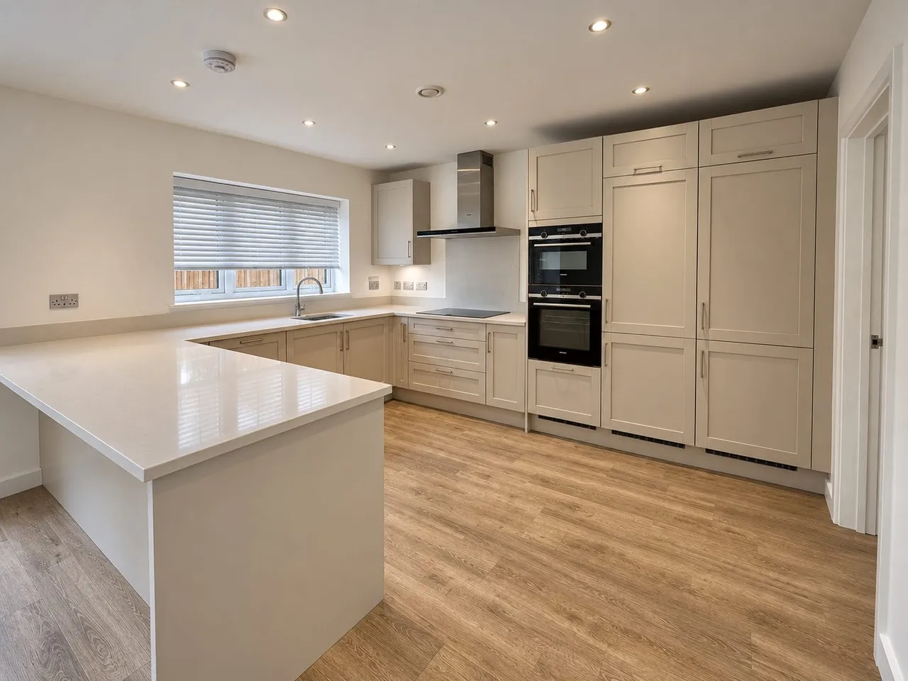 The Winslow Station Road, Bow Brickhill, MK17, photo 3
