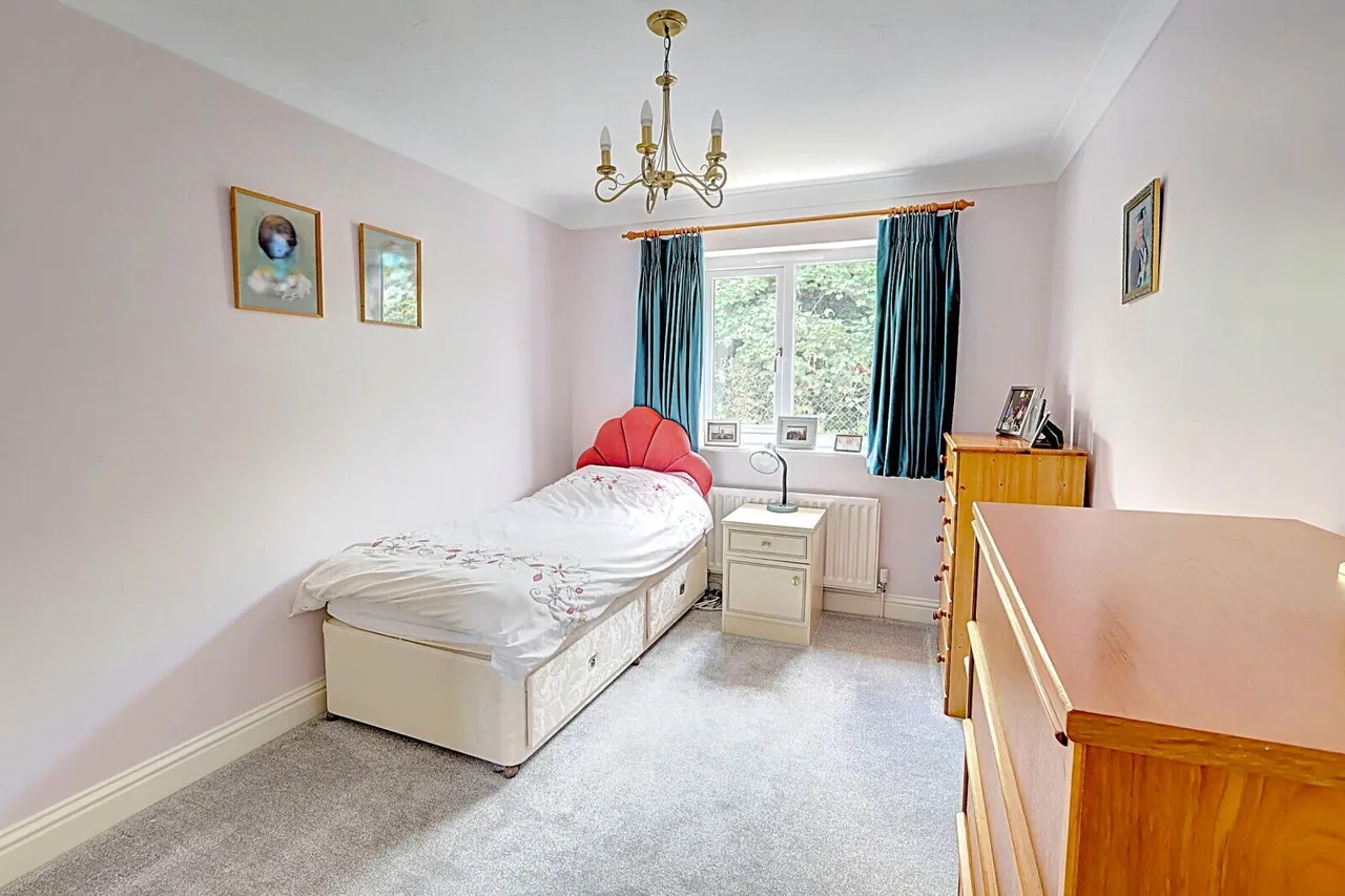 Gardner Close, High Wycombe, HP15, photo 9