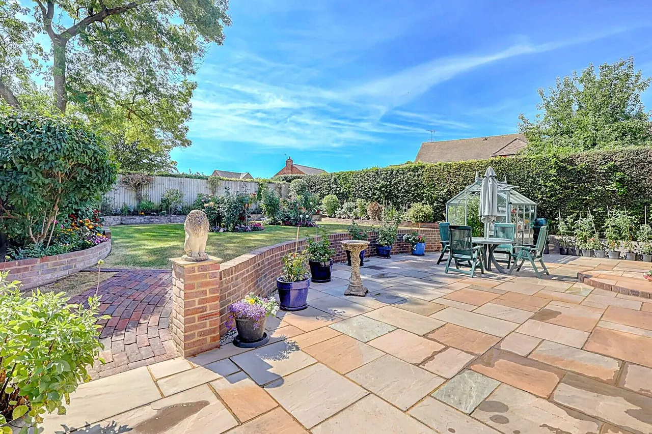 Gardner Close, High Wycombe, HP15, photo 5