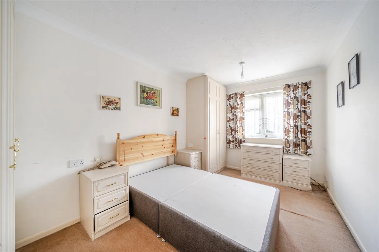 Furzehill Road, Borehamwood, WD6, photo 7