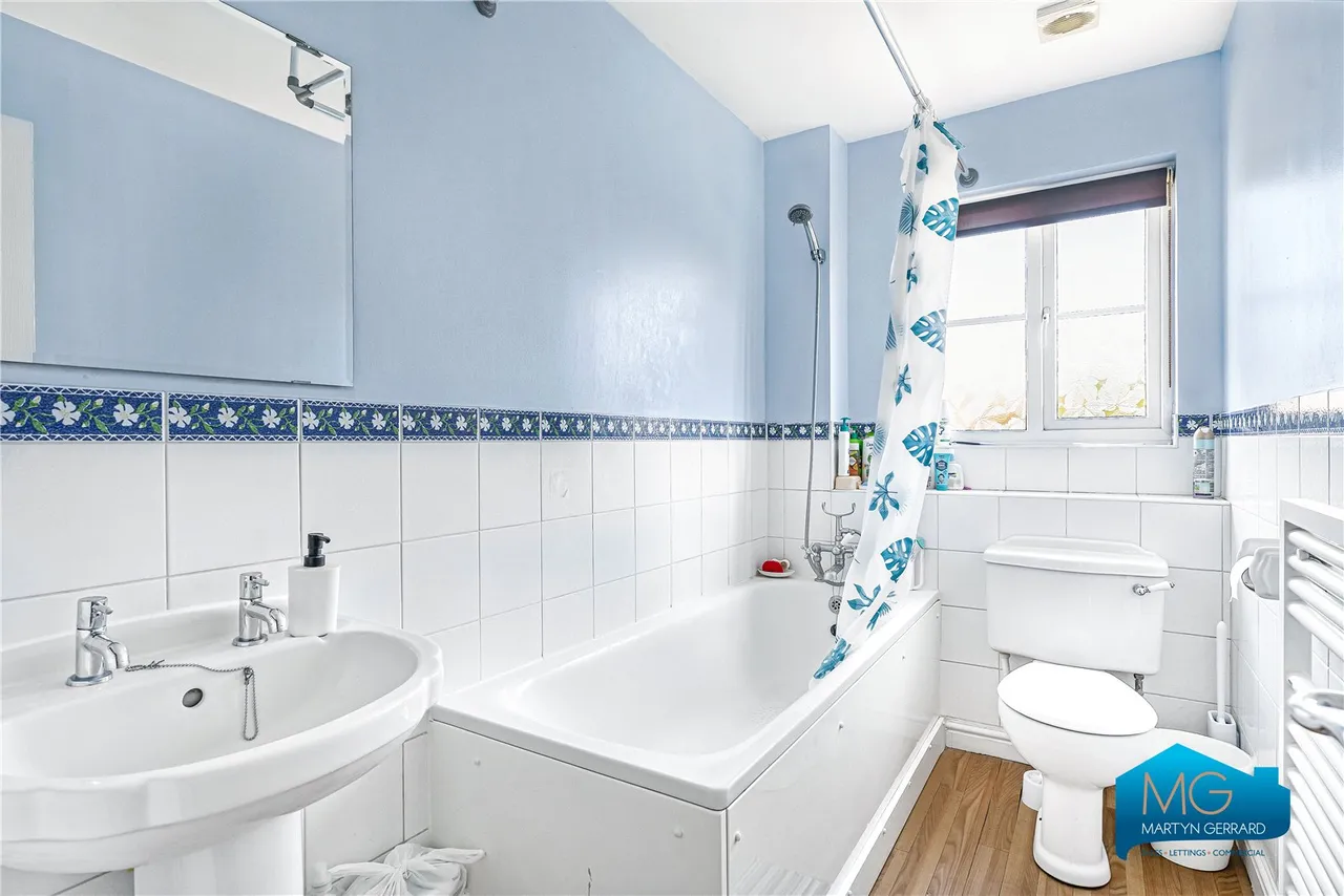 Halton Close, Friern Barnet, N11, photo 10