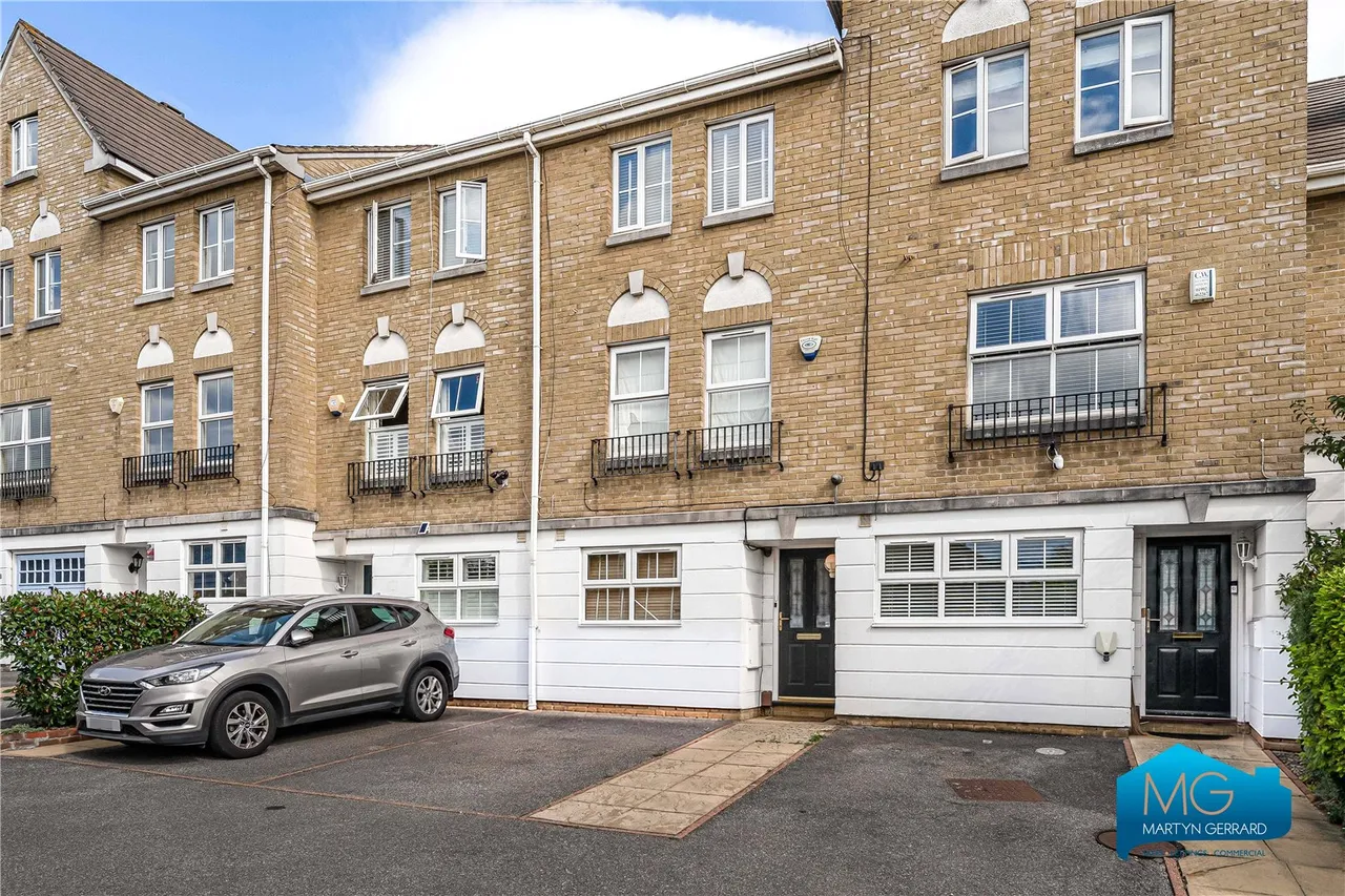 Halton Close, Friern Barnet, N11, photo 23