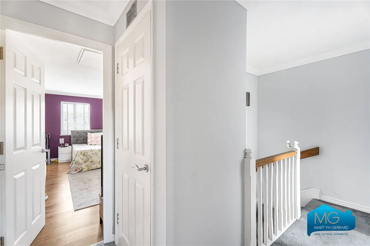 Halton Close, Friern Barnet, N11, photo 14