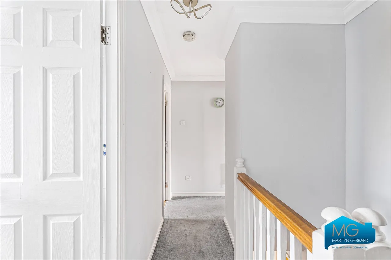Halton Close, Friern Barnet, N11, photo 15