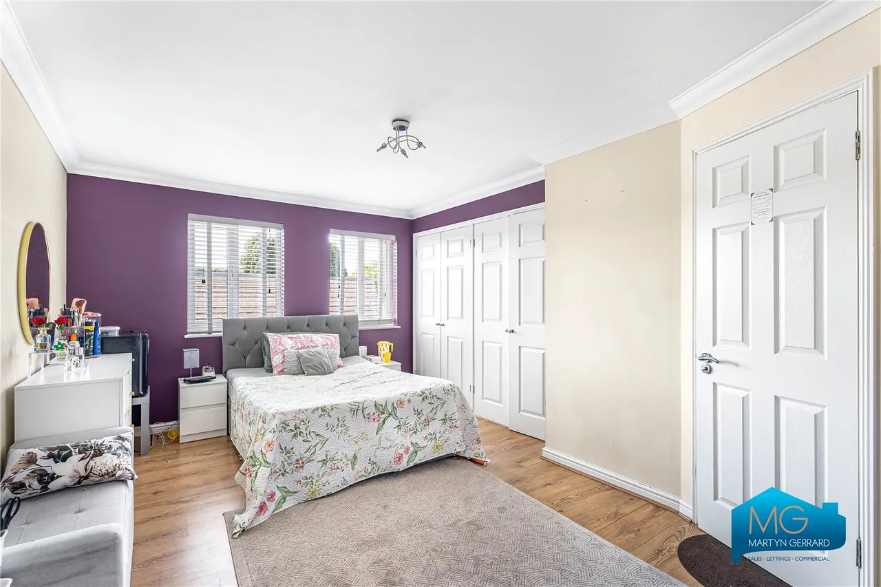 Halton Close, Friern Barnet, N11, photo 3