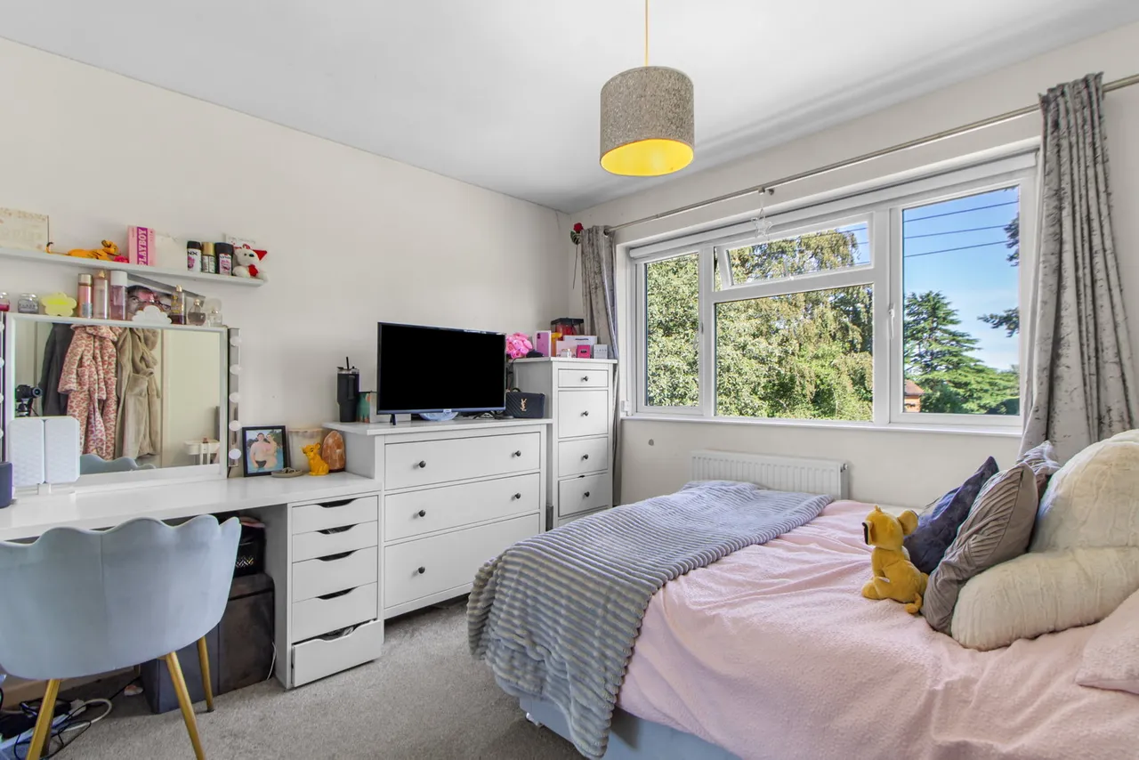 Holtye Road, East Grinstead, RH19, photo 10