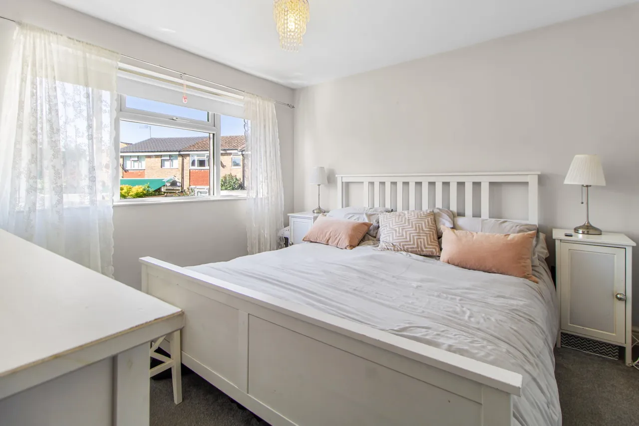 Holtye Road, East Grinstead, RH19, photo 7