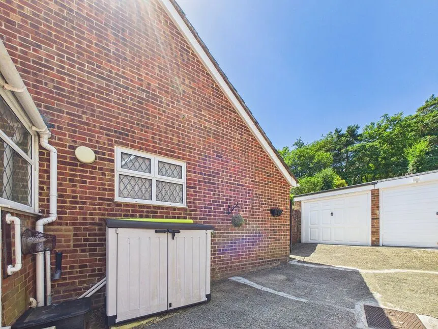 Valebrook Close, Folkestone, CT20, photo 14