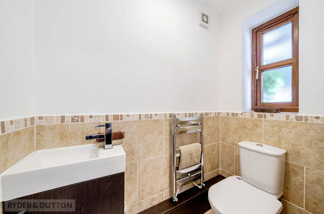 Low Crompton Road, Royton, OL2, photo 23