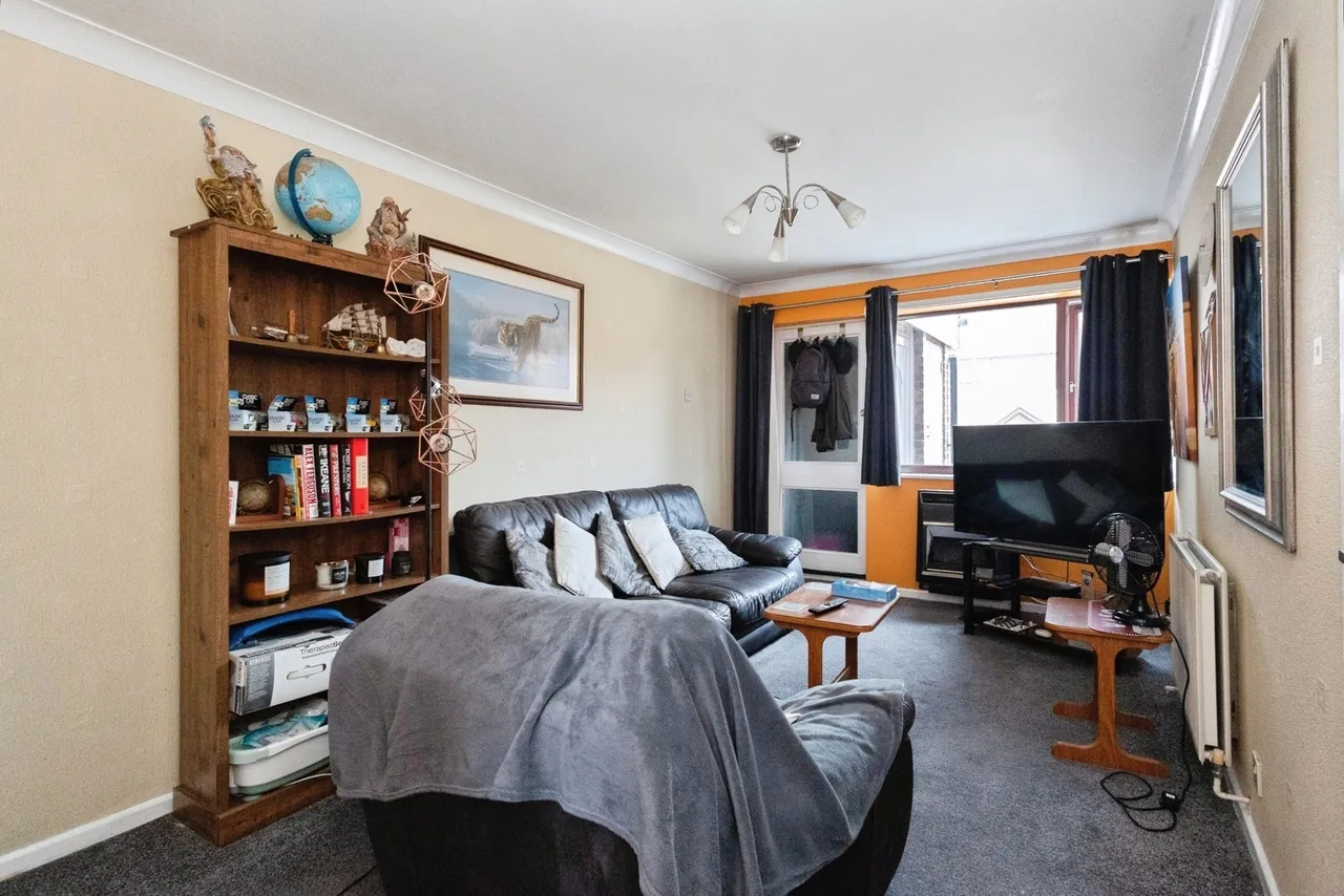 Broadhurst, Denton, Manchester, Greater Manchester, M34, photo 3