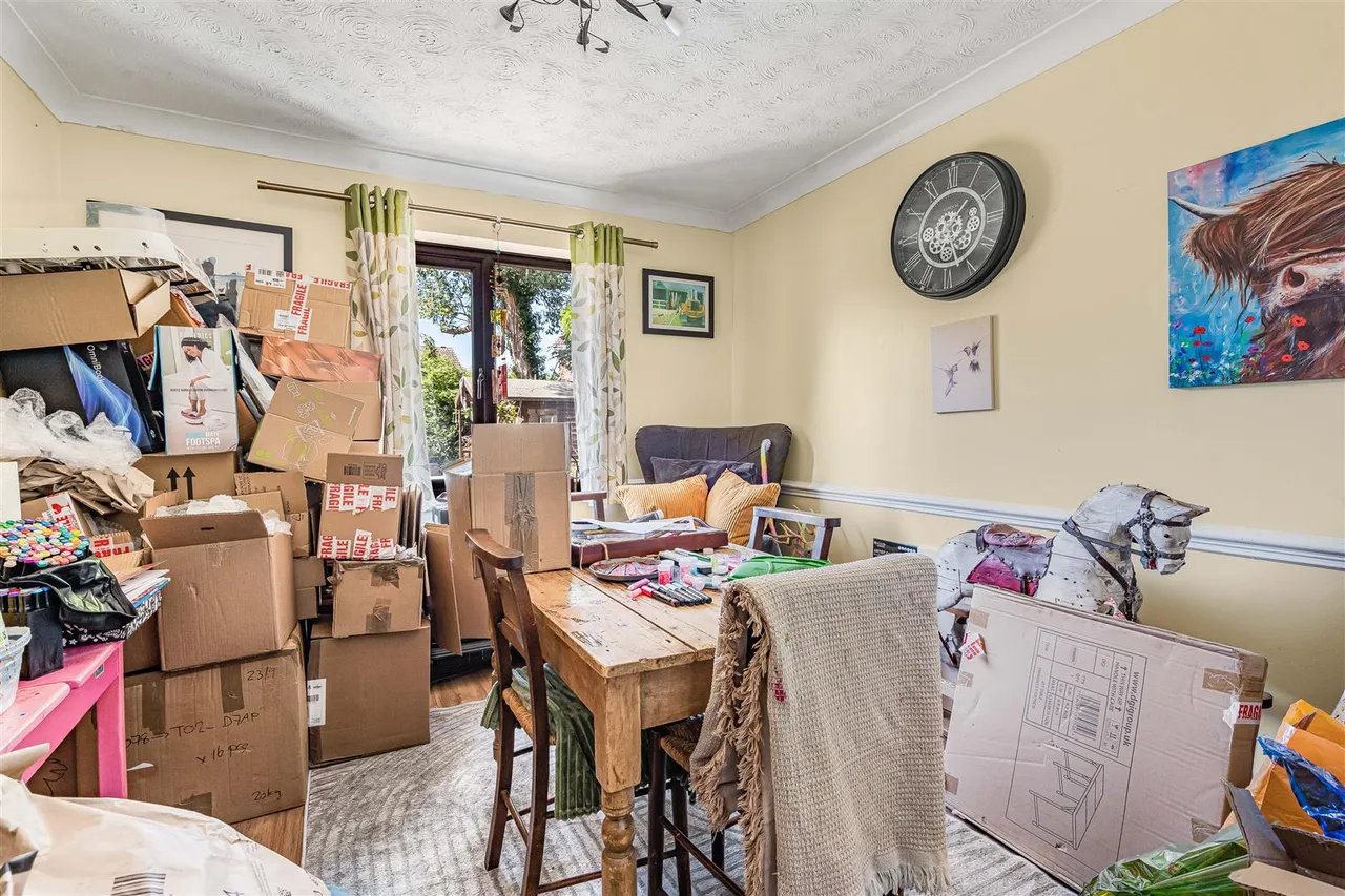 Janus Close, Haverhill, CB9, photo 5