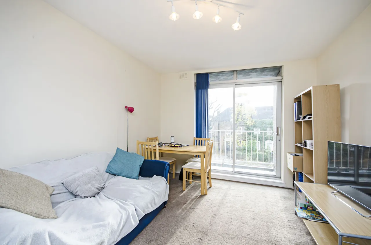 28 Dinerman Court, 38-42 Boundary Road, London, photo 2