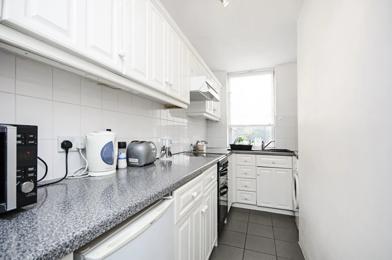 28 Dinerman Court, 38-42 Boundary Road, London, photo 3