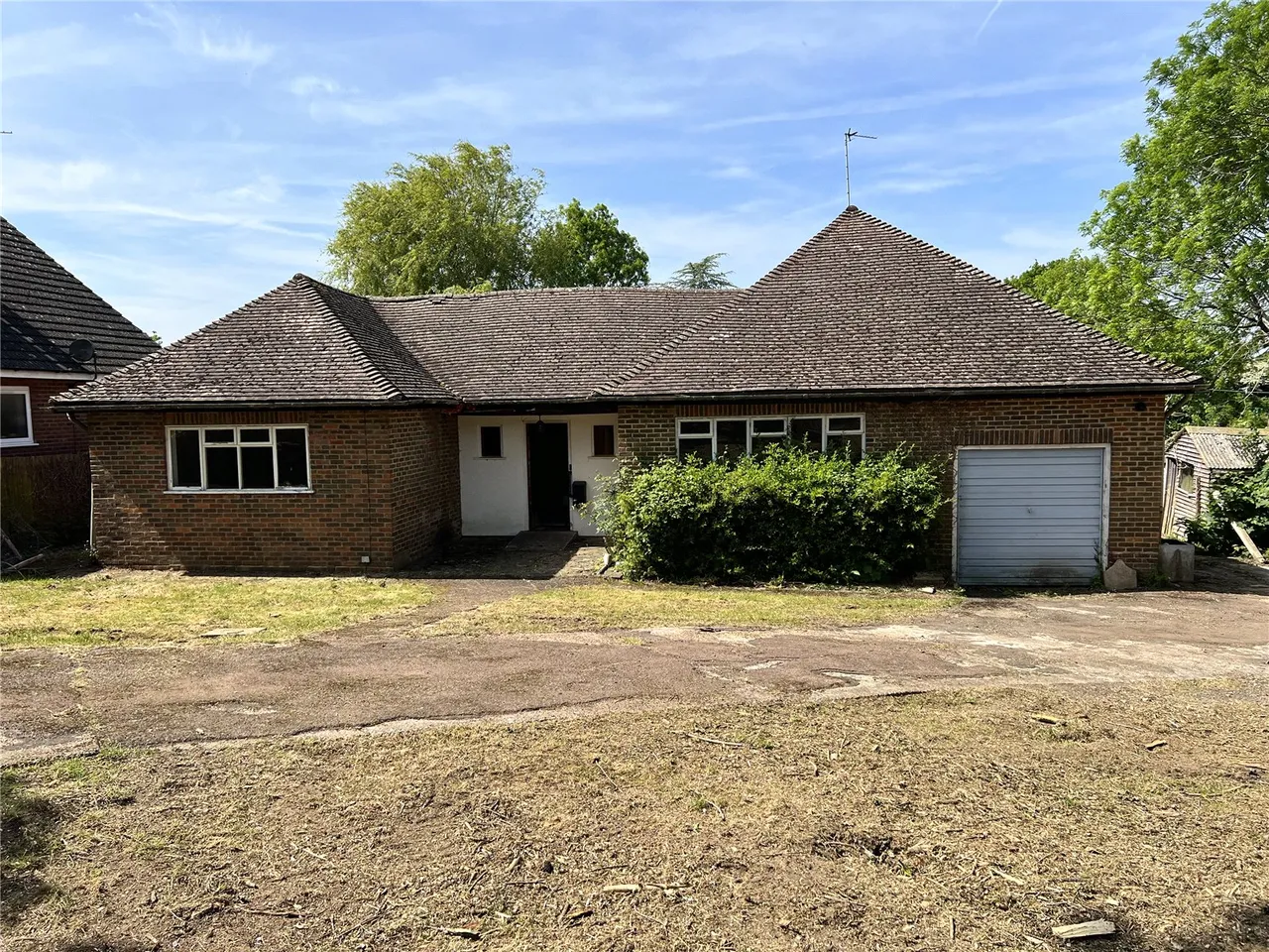 4 bed flat for sale, Upper Dicker, Hailsham, BN27