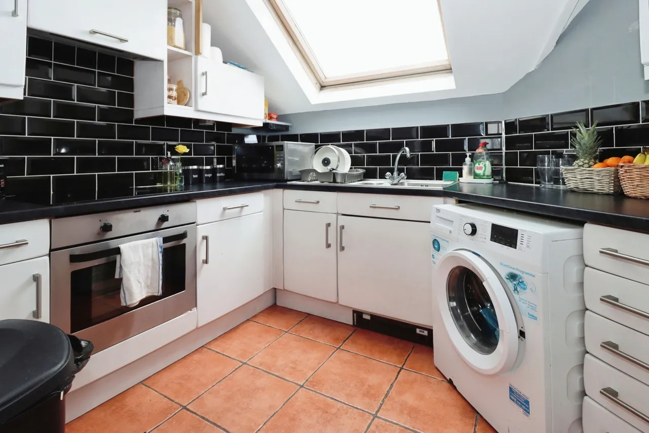 Leicester Square, Soundwell, BS16, photo 5