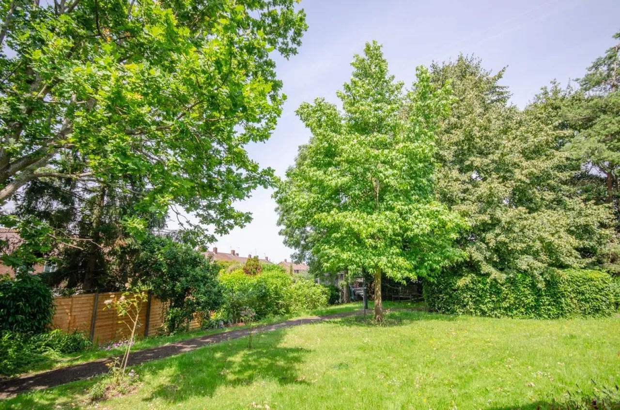 Partridge Drive, Downend, BS16, photo 9