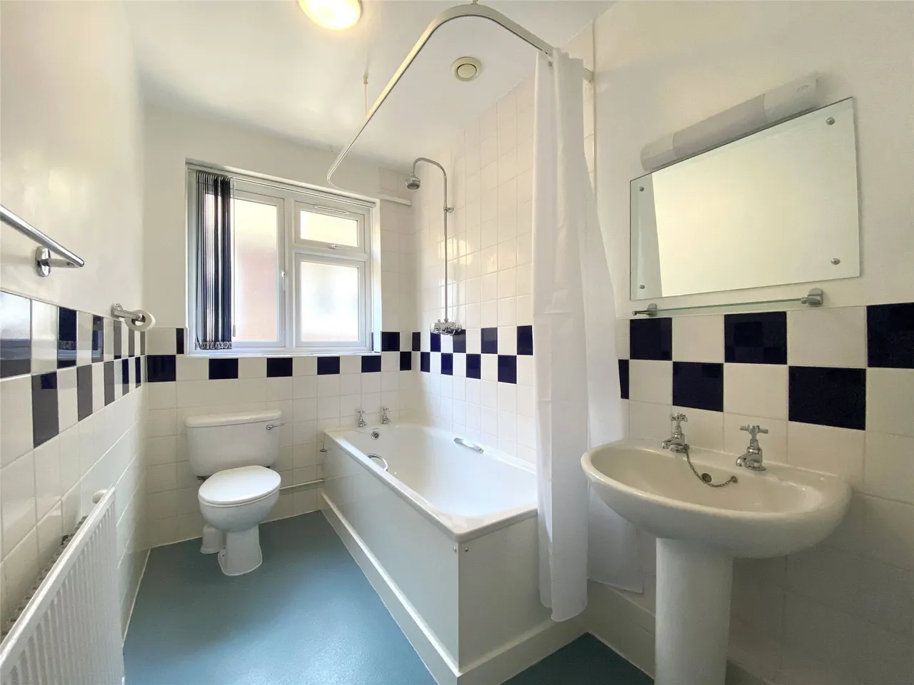 St Pauls Road West, RH4, photo 7