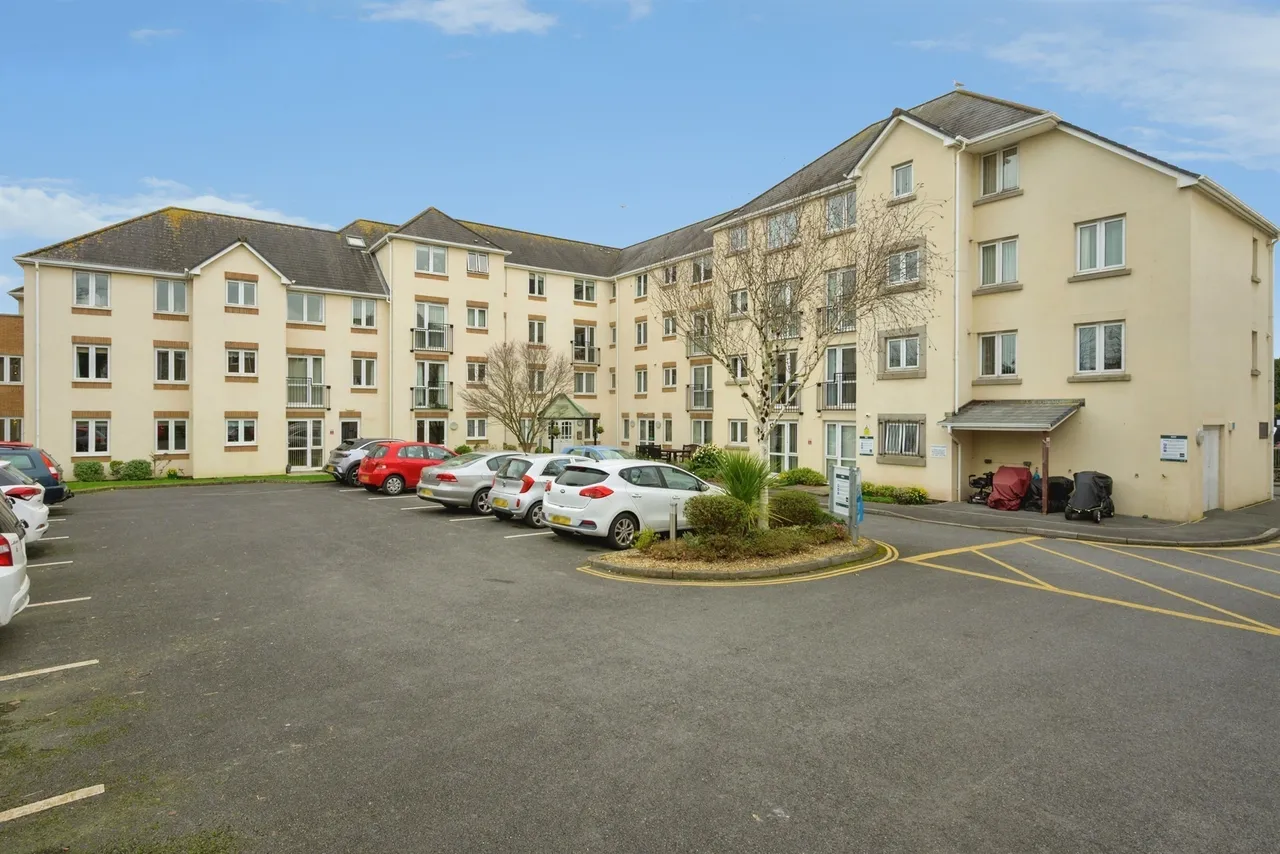Horn Cross Road, Plymouth, PL9, photo 6