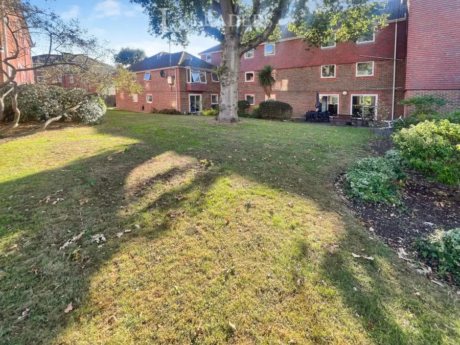 Horndean Road, Emsworth, PO10, photo 4