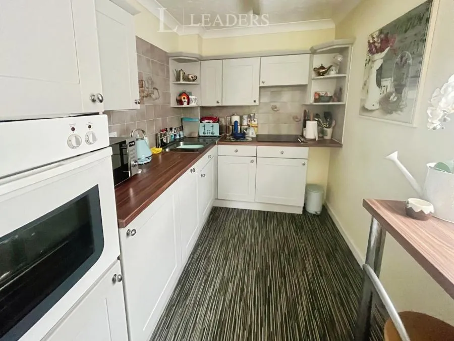 Horndean Road, Emsworth, PO10, photo 5