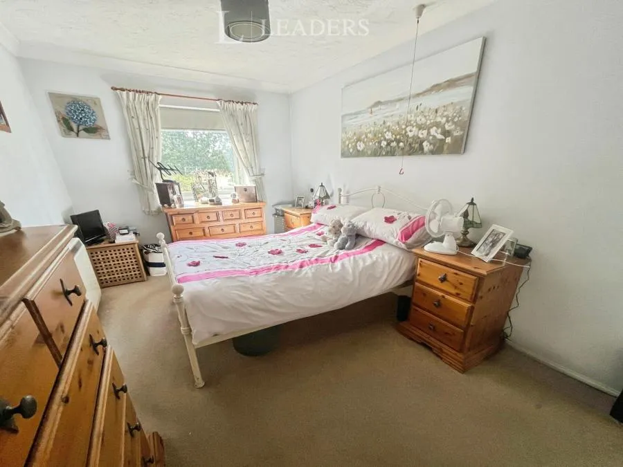 Horndean Road, Emsworth, PO10, photo 6
