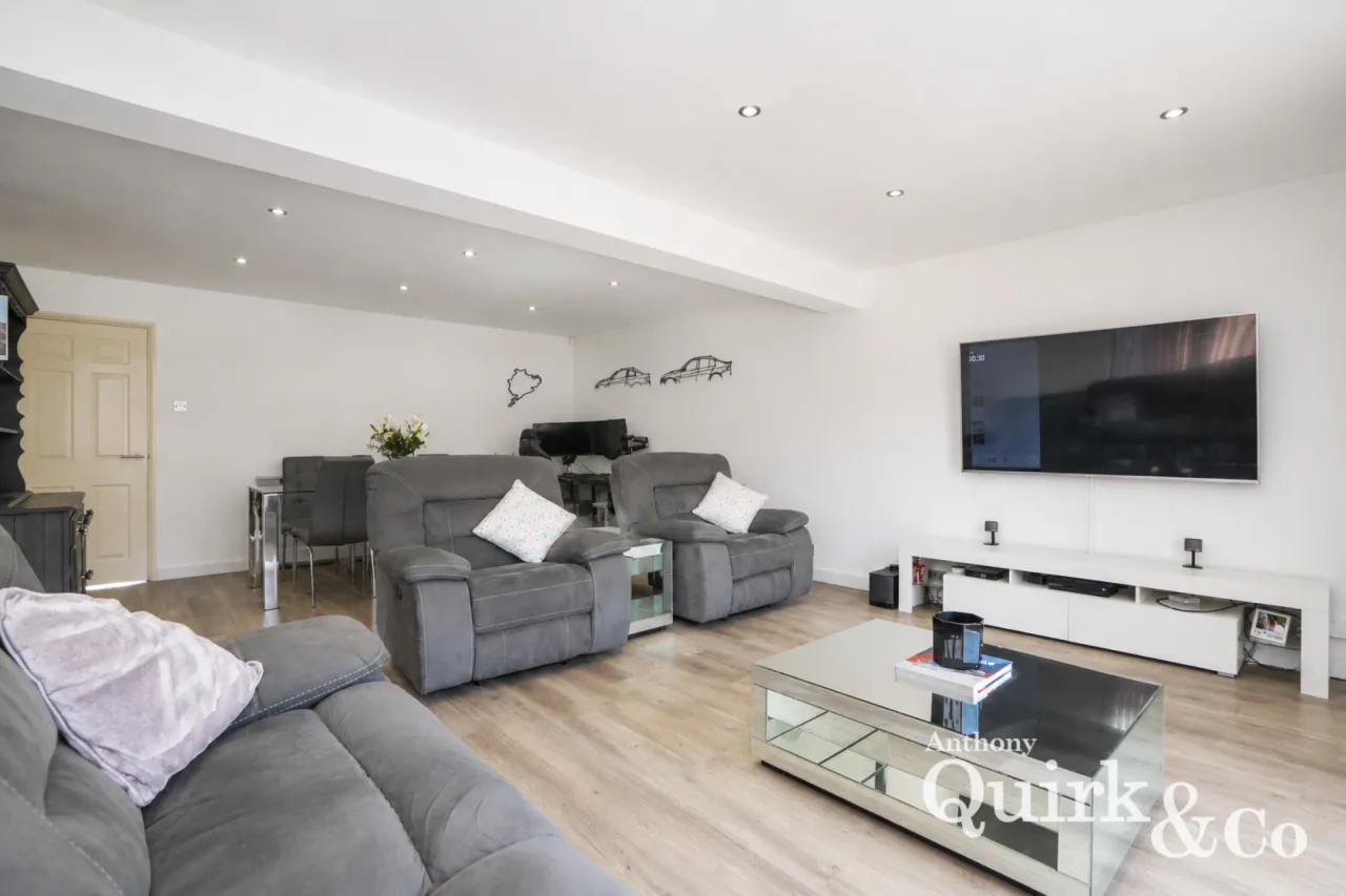 Beecroft Crescent, Canvey Island, SS8, photo 4