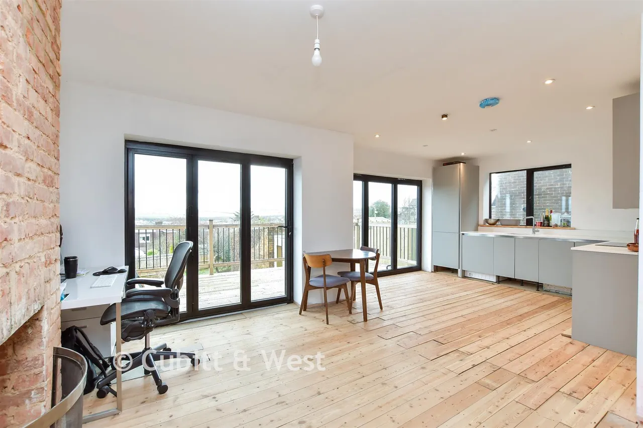 Woodbourne Avenue, Patcham, BN1, photo 3