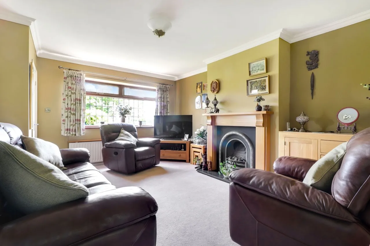 Pendas Way, Crossgates, LS15, photo 7