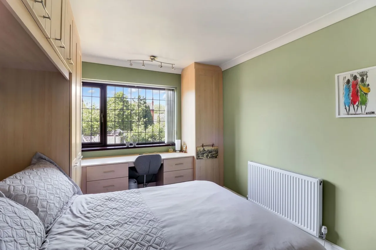 Pendas Way, Crossgates, LS15, photo 19
