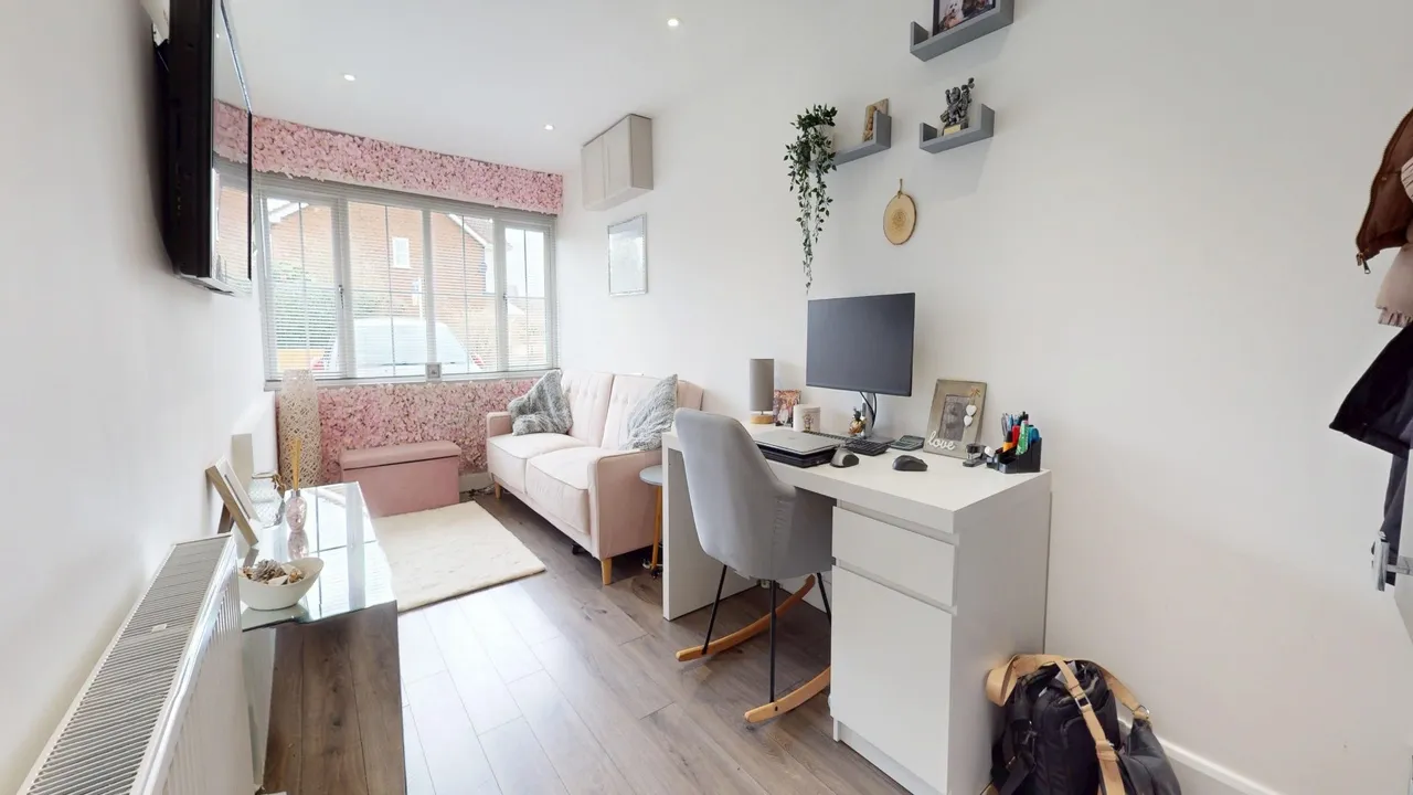 Cadman Drive, Cadman Drive, Priorslee TF2 9SD, photo 12