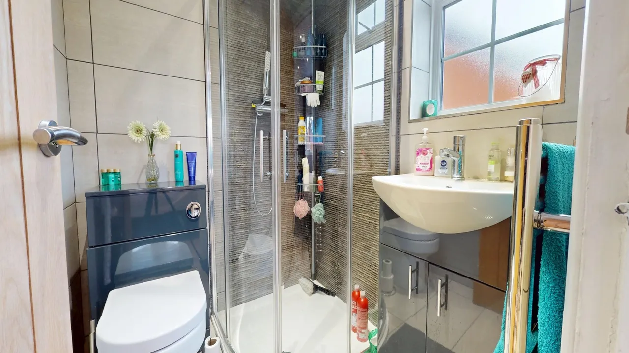 Cadman Drive, Cadman Drive, Priorslee TF2 9SD, photo 17