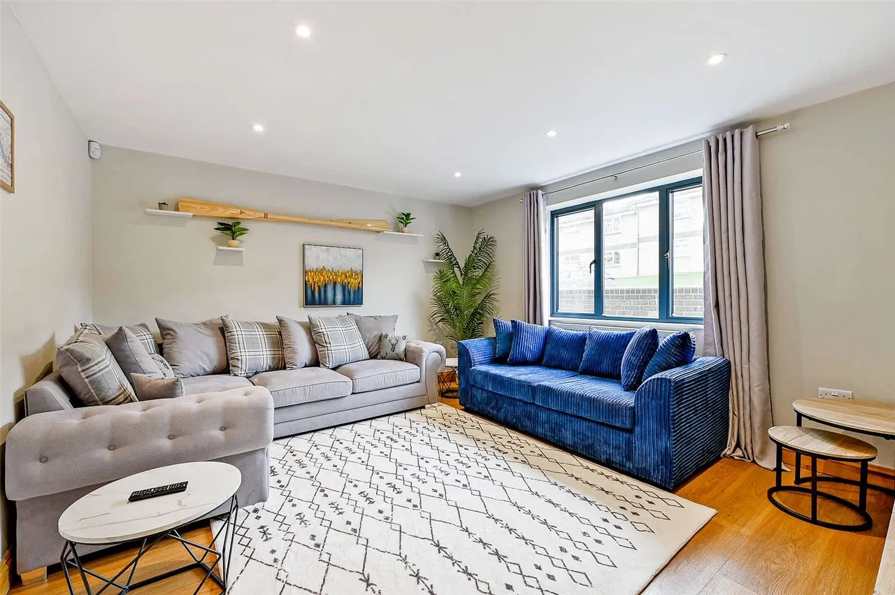 Luker Avenue, Henley-on-Thames, Oxfordshire, RG9 2HH, photo 6