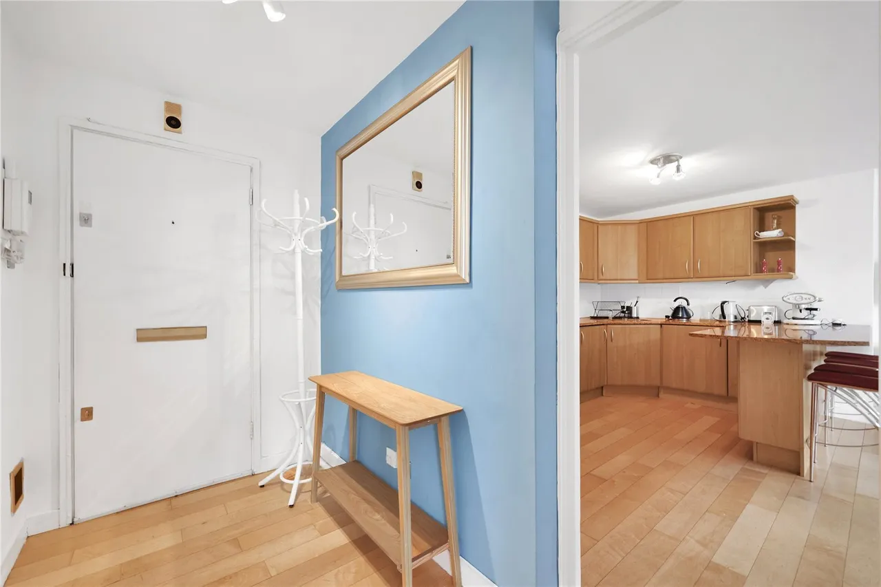 Britton Street, London, EC1M, photo 7